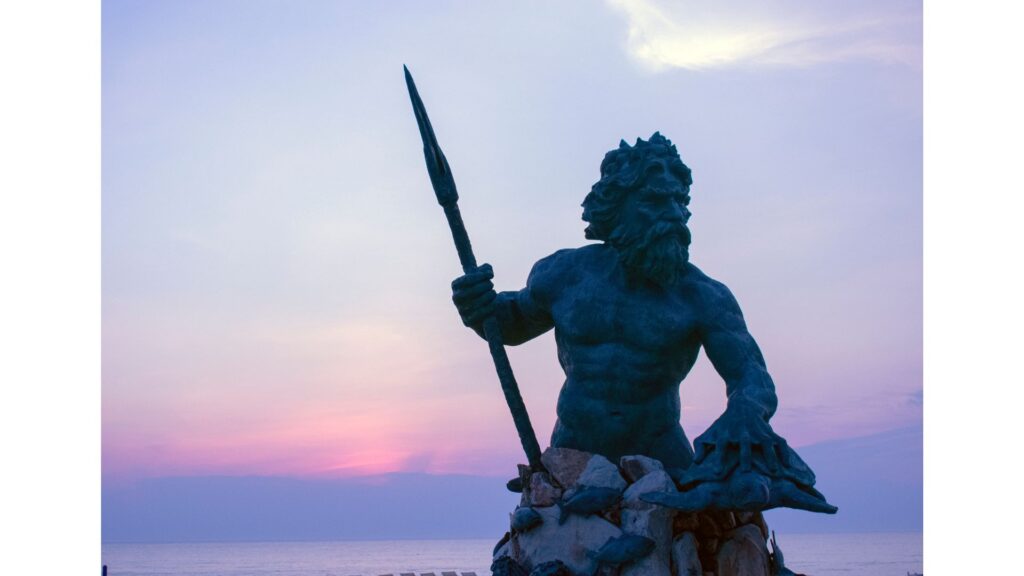 The grand statue of King Neptune stands tall in Neptune's Park-Things to do in Virginia Beach